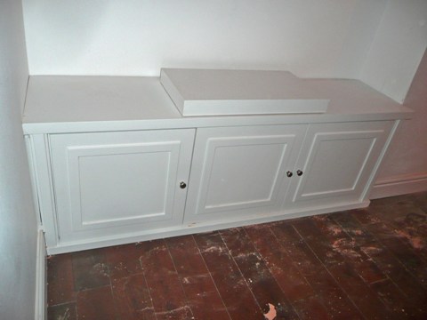 Emerson-Park-RM11-3UU TV Units