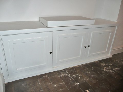 Emerson-Park-RM11-3UU TV Units